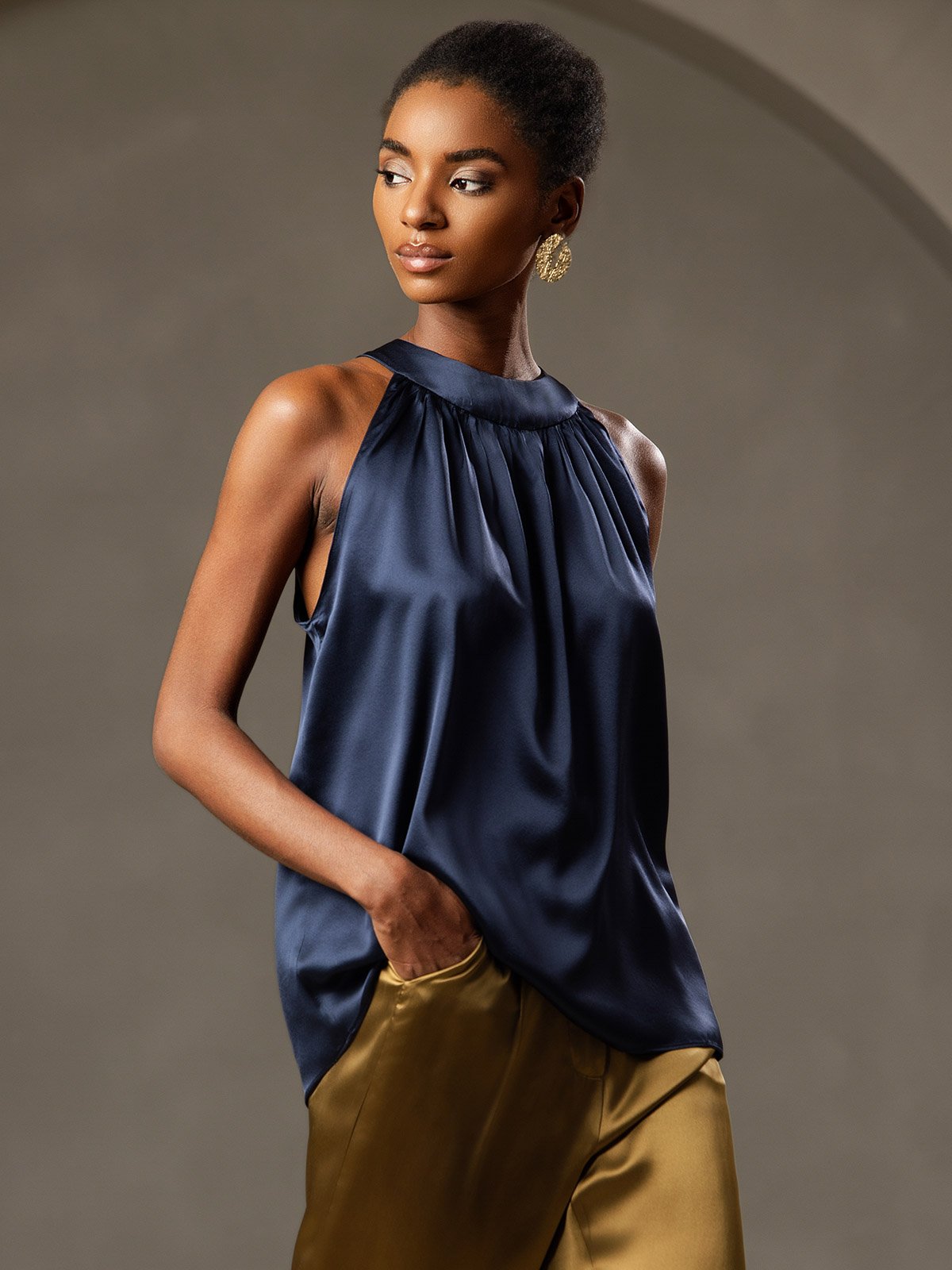 19Momme Silk Sleeveless Halter Neck Women's Top